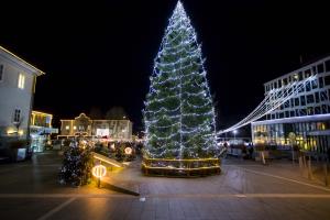 037 Miklavz in prizig luck Foto atelje Postojna